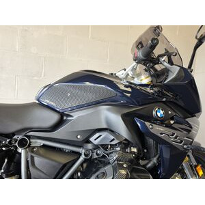 BMW R1250RS Exclusive click to zoom image