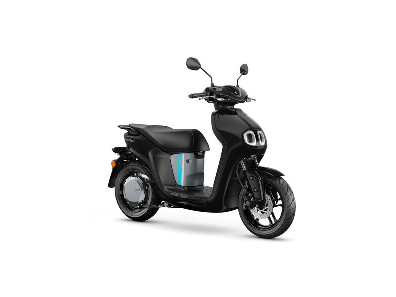 YAMAHA Neo's Dual Battery click to zoom image