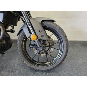 YAMAHA MT 125 ABS click to zoom image