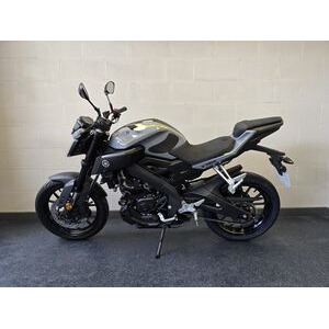 YAMAHA MT 125 ABS click to zoom image