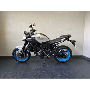 YAMAHA MT 07 - EX DEMO click to zoom image