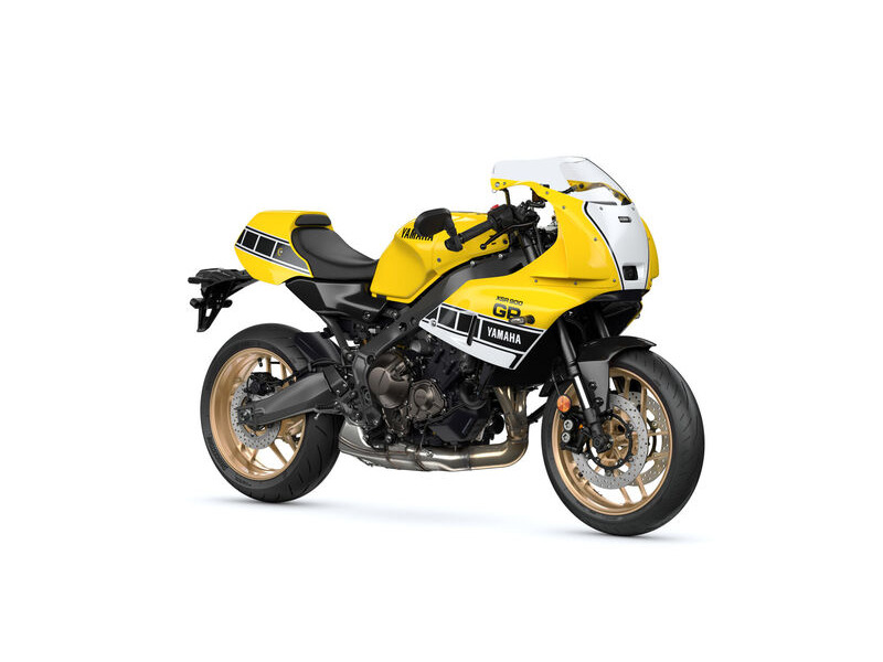 YAMAHA XSR 900 GP click to zoom image