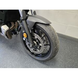 YAMAHA MT 07 click to zoom image