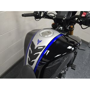 YAMAHA MT-09 SP click to zoom image