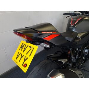 SUZUKI GSXR 1000 R click to zoom image