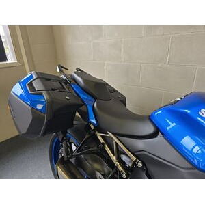 SUZUKI GSX-S 1000 GT click to zoom image