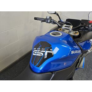 SUZUKI GSX-S 1000 GT click to zoom image