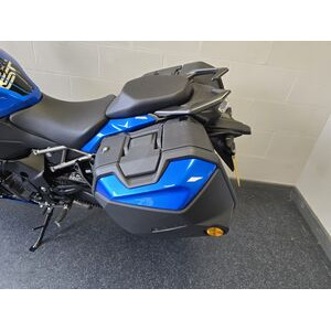 SUZUKI GSX-S 1000 GT click to zoom image