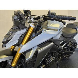 SUZUKI GSX-S 1000 click to zoom image