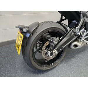 TRIUMPH Trident 660 click to zoom image