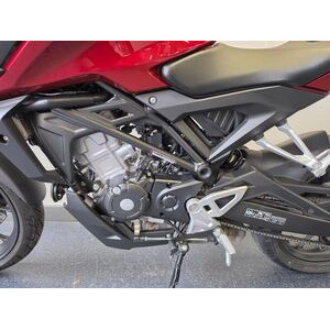 HONDA CB125R click to zoom image