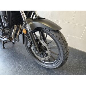 HONDA CB 500 X click to zoom image