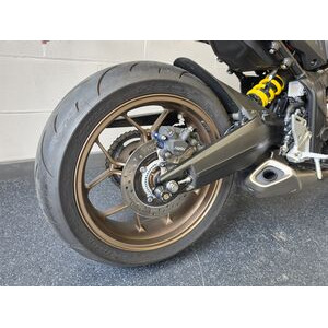 HONDA CB 650 R click to zoom image