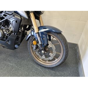 HONDA CB125R - CBF125 click to zoom image