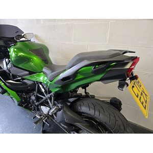 KAWASAKI Ninja H2 (998) SX SE click to zoom image