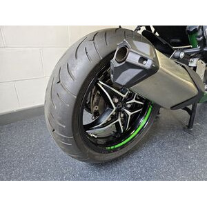 KAWASAKI Ninja H2 (998) SX SE click to zoom image