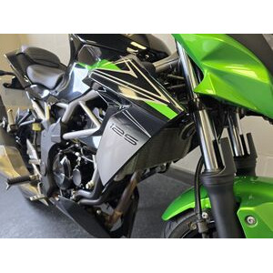 KAWASAKI Z 125 click to zoom image