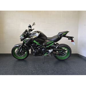 KAWASAKI Z900 ZR click to zoom image