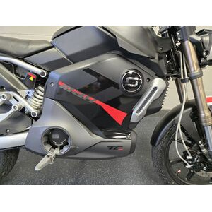 VMOTO SuperSoco TC Max click to zoom image