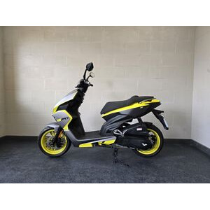 LEXMOTO SRT 125 click to zoom image