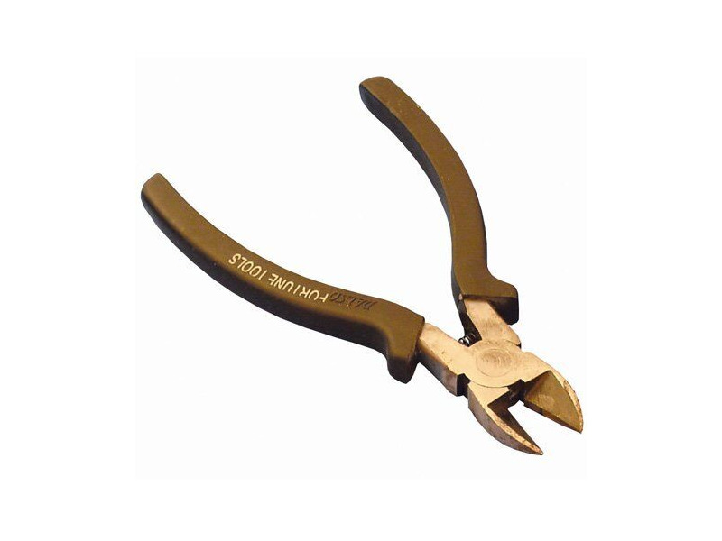 BIKE IT 6" Diagonal Cutting Pliers click to zoom image