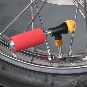 BIKE IT CO<sub>2</sub> Canister Tyre Inflator Kit click to zoom image