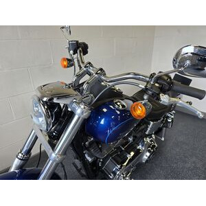 HARLEY DAVIDSON FXDL 103 Dyna Lowrider 1690 click to zoom image