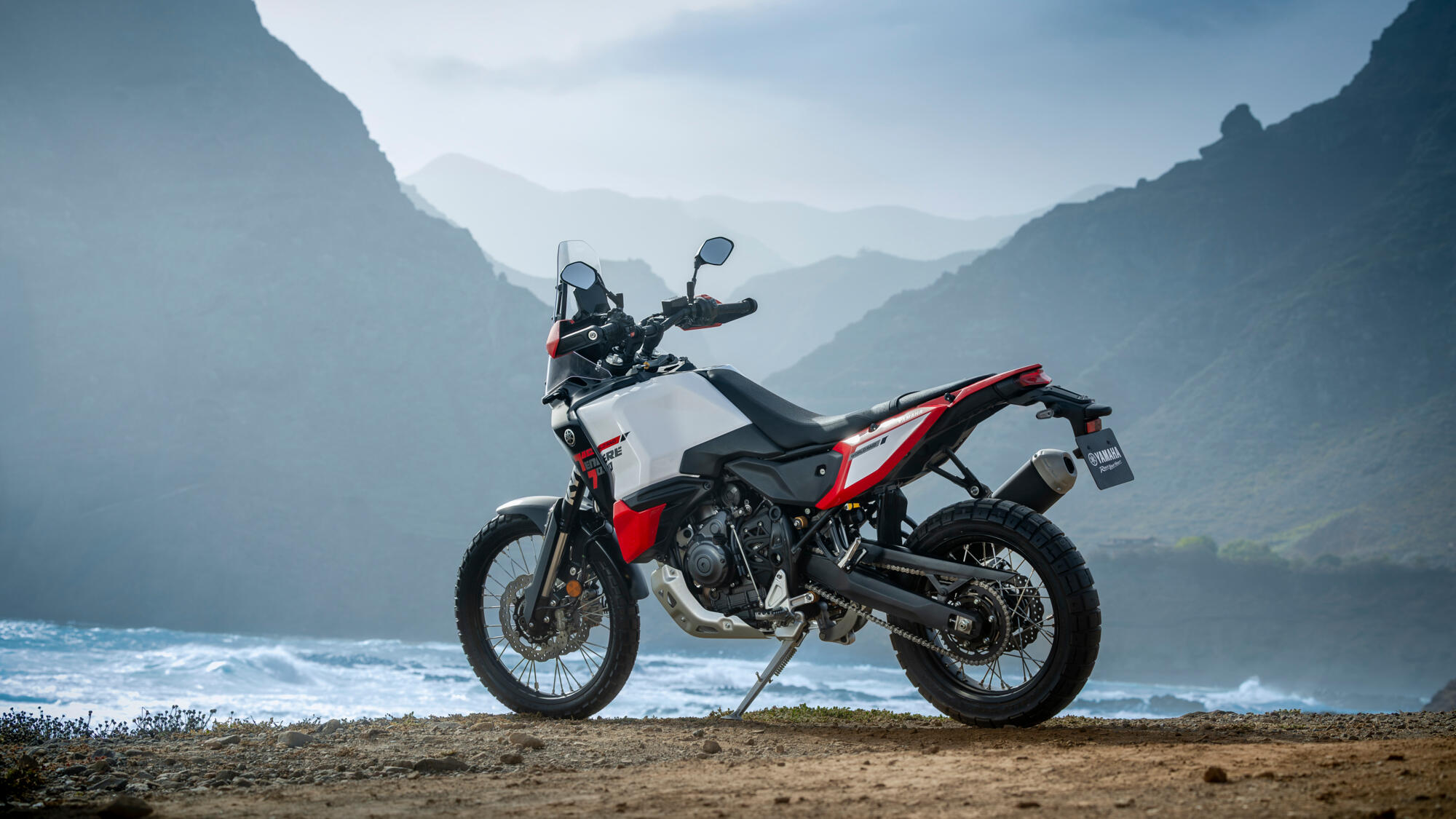 Yamaha Ténéré 700 World Raid riding through a river crossing